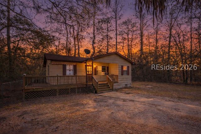 1332 Sea Island Pkwy, St Helena Island, SC 29920