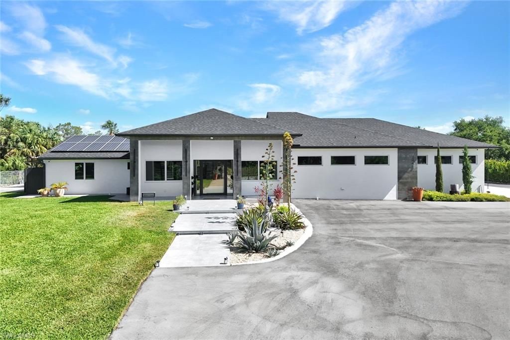 121 20th AVE NE, NAPLES, FL 34120 — photo 3