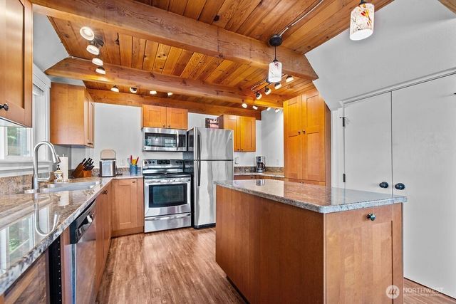 11 SE Skookum View Drive, Shelton, WA 98584