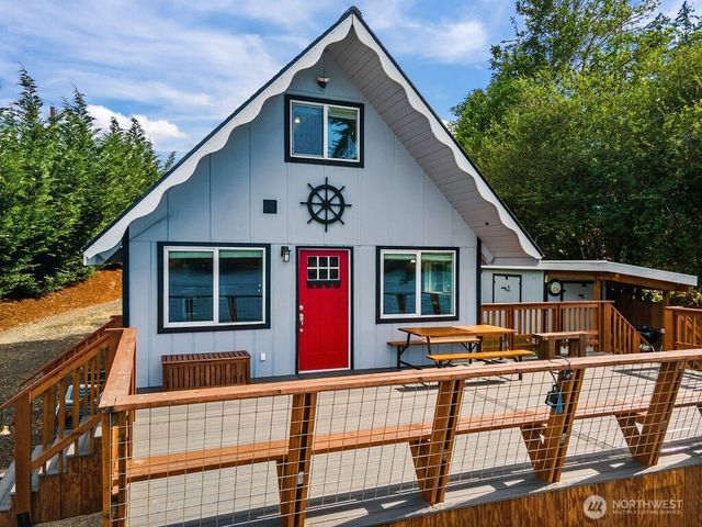 11 SE Skookum View Drive, Shelton, WA 98584