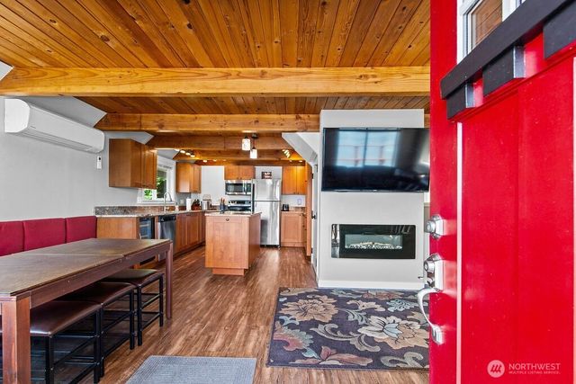 11 SE Skookum View Drive, Shelton, WA 98584