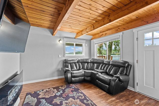 11 SE Skookum View Drive, Shelton, WA 98584