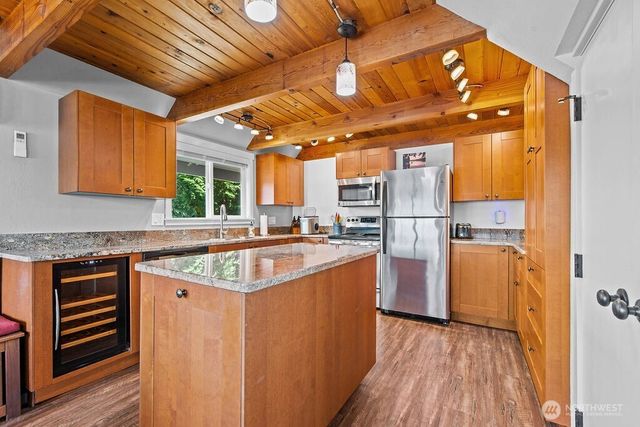11 SE Skookum View Drive, Shelton, WA 98584