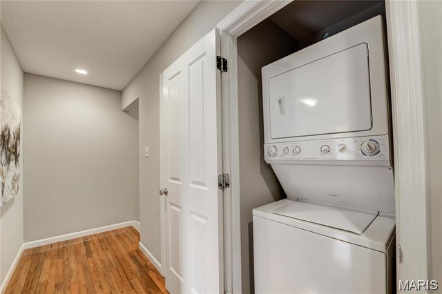 2113 Dogtown Walk, St Louis, MO 63139