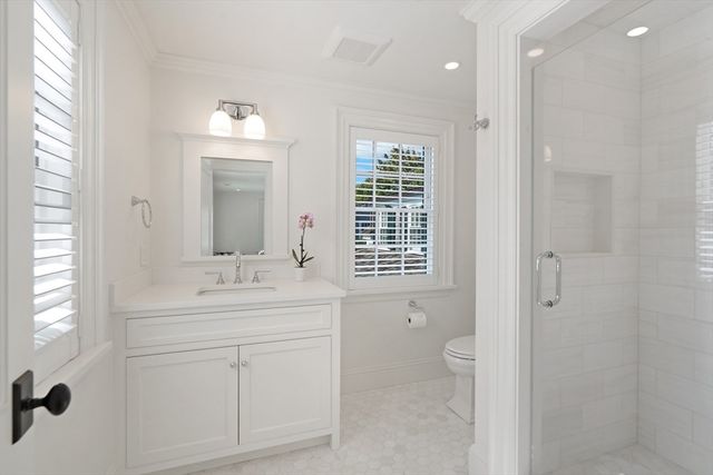 56 North Summer Street, Edgartown, MA 02539