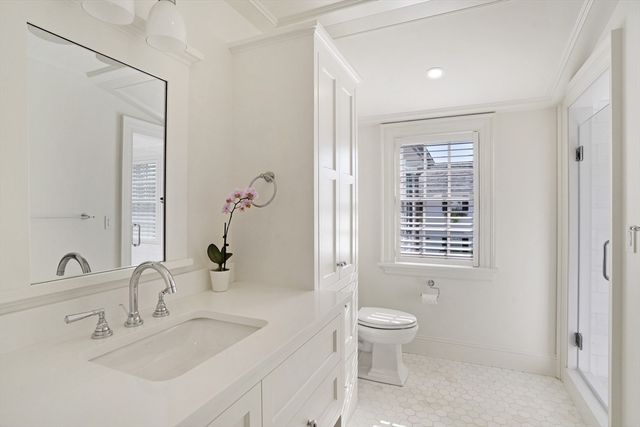 56 North Summer Street, Edgartown, MA 02539