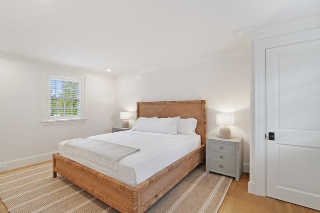 56 North Summer Street, Edgartown, MA 02539