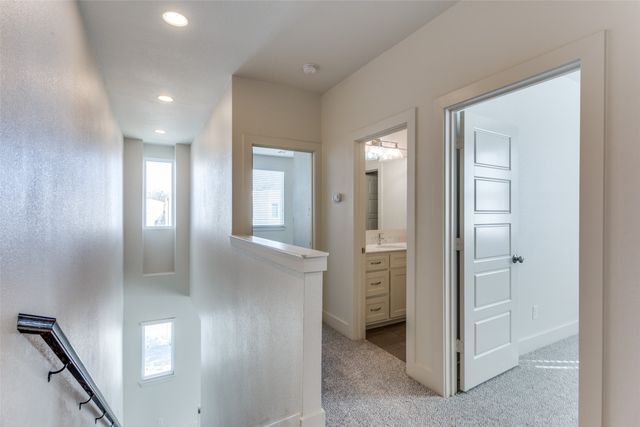 402 Templeton Drive, Fort Worth, TX 76107