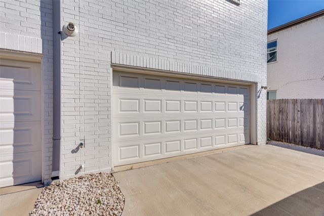 402 Templeton Drive, Fort Worth, TX 76107