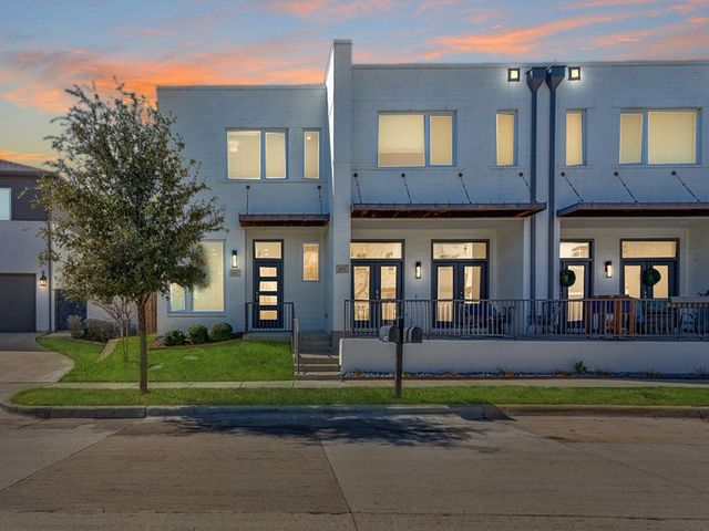 402 Templeton Drive, Fort Worth, TX 76107