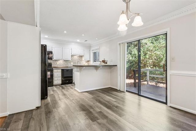 50 James SQ, Williamsburg, VA 23185