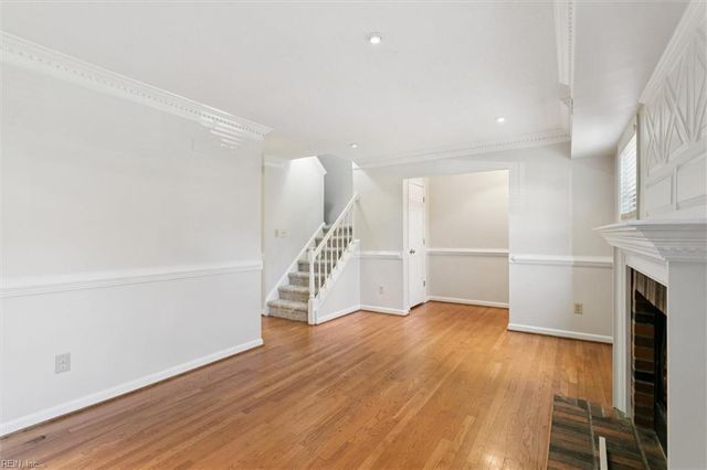 50 James SQ, Williamsburg, VA 23185