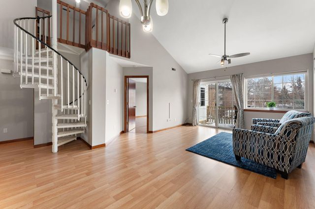 3000 Columbine Circle G, Valparaiso, IN 46383