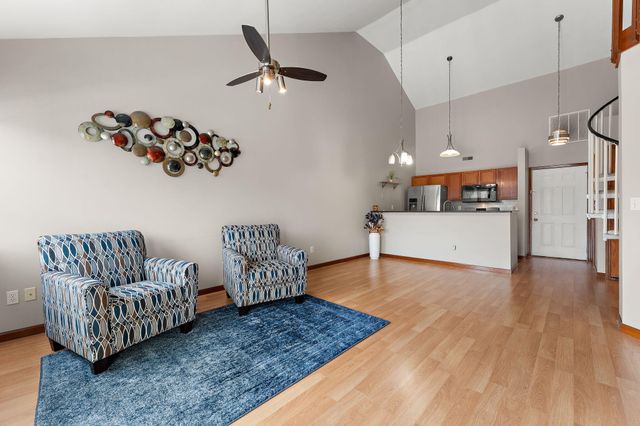 3000 Columbine Circle G, Valparaiso, IN 46383