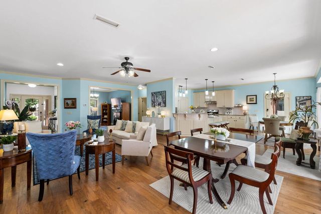 108 New Bedford, Dothan, AL 36303