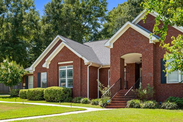 108 New Bedford, Dothan, AL 36303