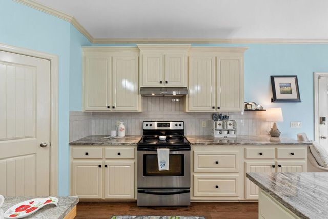 108 New Bedford, Dothan, AL 36303