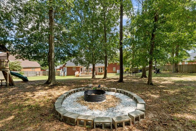108 New Bedford, Dothan, AL 36303