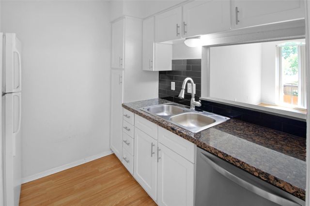 4631 Wild Indigo Street 574, Houston, TX 77027