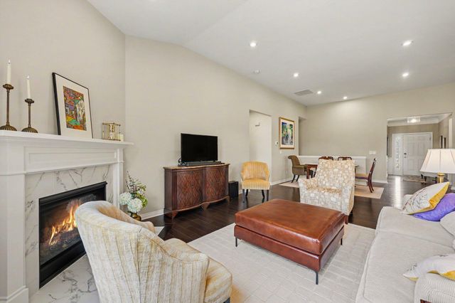 3580 Bella Vista Drive, Ann Arbor, MI 48108
