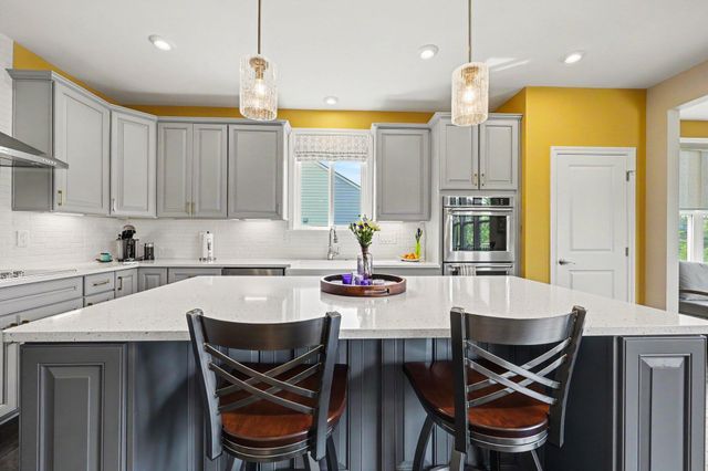 3580 Bella Vista Drive, Ann Arbor, MI 48108