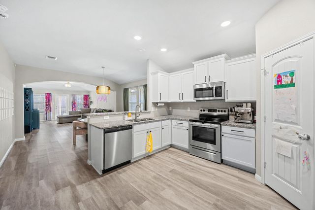 3320 Aubree Katherine DR, Killeen, TX 76542