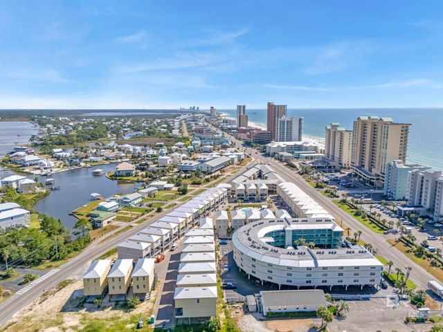 951 W Lagoon Avenue H, Gulf Shores, AL 36542