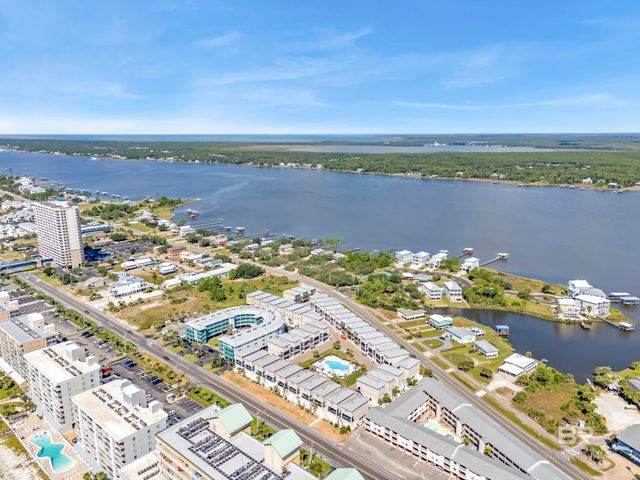 951 W Lagoon Avenue H, Gulf Shores, AL 36542