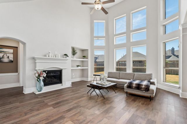 304 Daniel XING, Liberty Hill, TX 78642