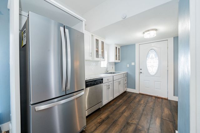 301 E 2nd North Street, Kaufman, TX 75142