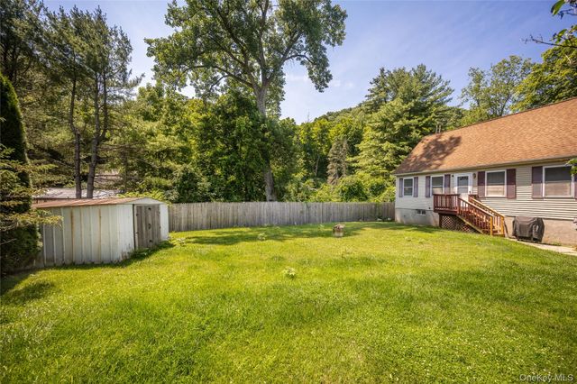 5 Lake Amenia Road, Amenia, NY 12501