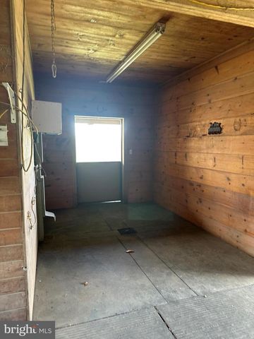 860 ALLENS LAKE ROAD, Dillwyn, VA 23936