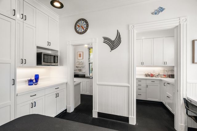 6 Mercer Circle, Cambridge, MA 02138