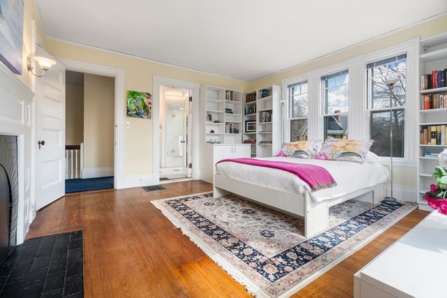 6 Mercer Circle, Cambridge, MA 02138