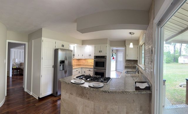 544 PETERSON LAKE RD, Collierville, TN 38017