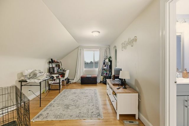 23 Cypress Street, Portsmouth, RI 02871