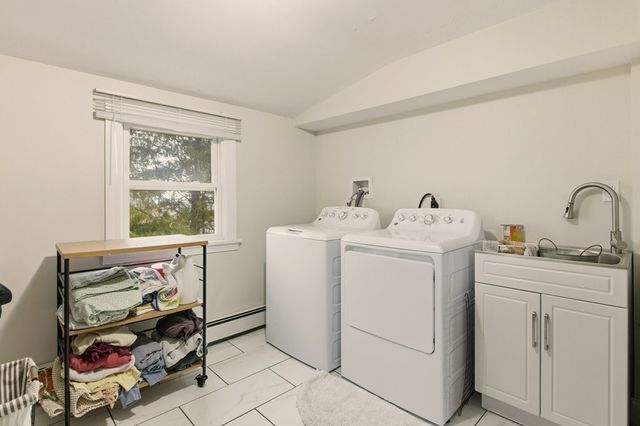 23 Cypress Street, Portsmouth, RI 02871