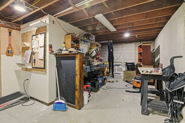 23 Cypress Street, Portsmouth, RI 02871