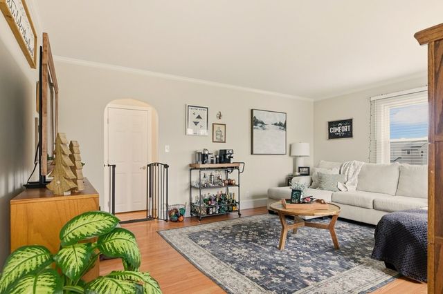 23 Cypress Street, Portsmouth, RI 02871