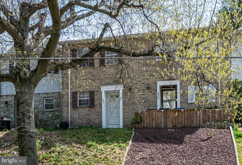443 S WYOMISSING AVE, Shillington, PA 19607