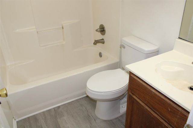 1706 Caravan Trail, Dallas, TX 75241