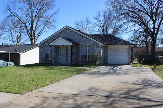 1706 Caravan Trail, Dallas, TX 75241
