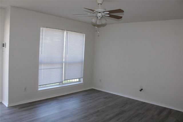 1706 Caravan Trail, Dallas, TX 75241