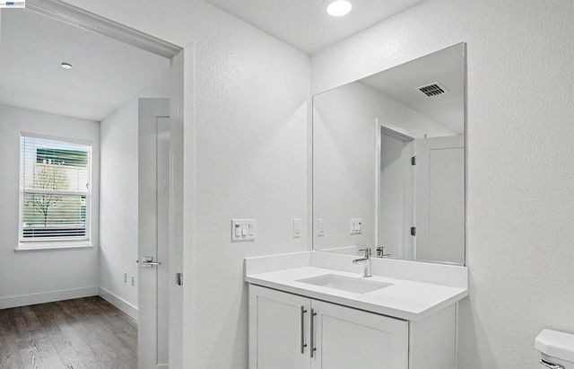 45039 Insight St 1005, Fremont, CA 94538