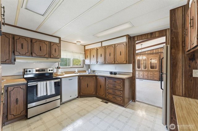 1023 SE Dove Lane, College Place, WA 99324