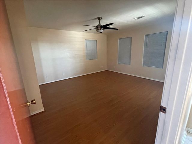 257 Barracuda, Bayou Vista, TX 77563