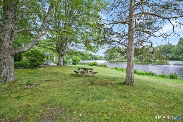 4 Alder Court 4, Woodbury, CT 06798