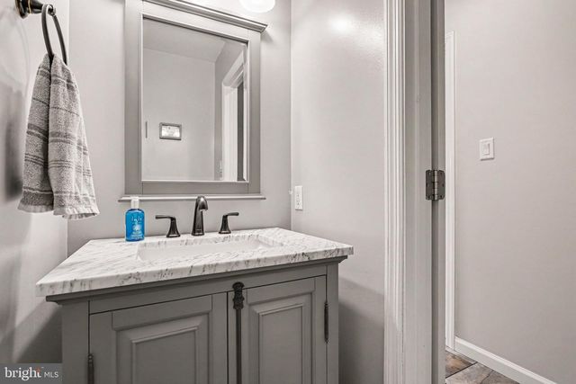 458 MEADOWLARK LN, Manheim, PA 17545