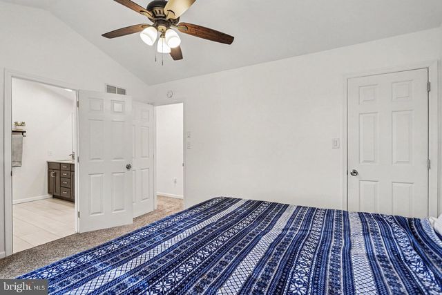 458 MEADOWLARK LN, Manheim, PA 17545