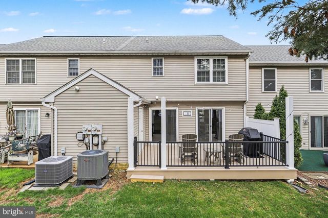 458 MEADOWLARK LN, Manheim, PA 17545